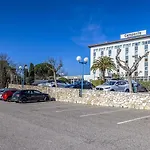 Campanile Prime - Perpignan Nord Aeroport Hotel 3*