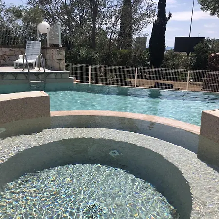 Otel Campanile Prime - Perpignan Nord Aeroport 3*