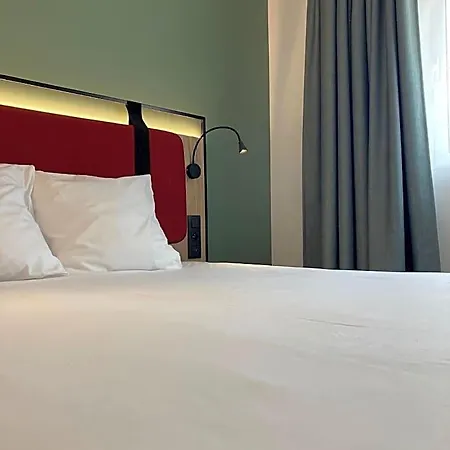 Campanile Prime - Perpignan Nord Aeroport 3* Rivesaltes