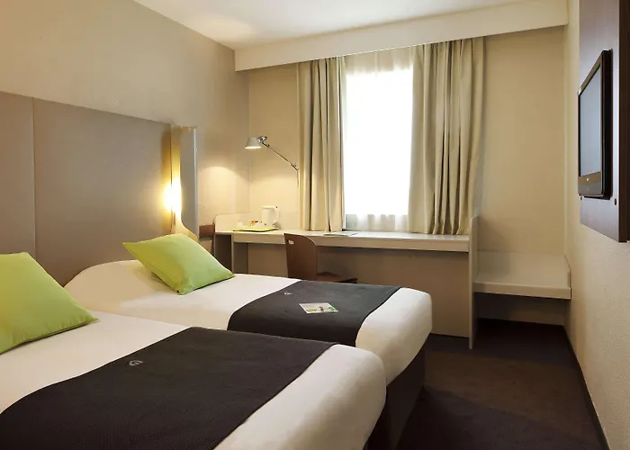 Campanile Prime - Perpignan Nord Aeroport 3* Rivesaltes