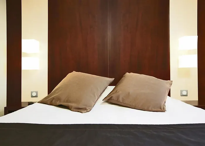 Campanile Prime - Perpignan Nord Aeroport 3*
